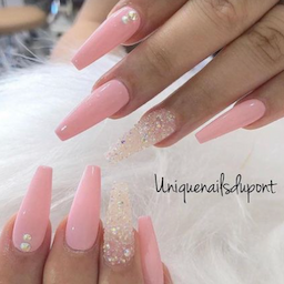 Unique Nails | Dupont